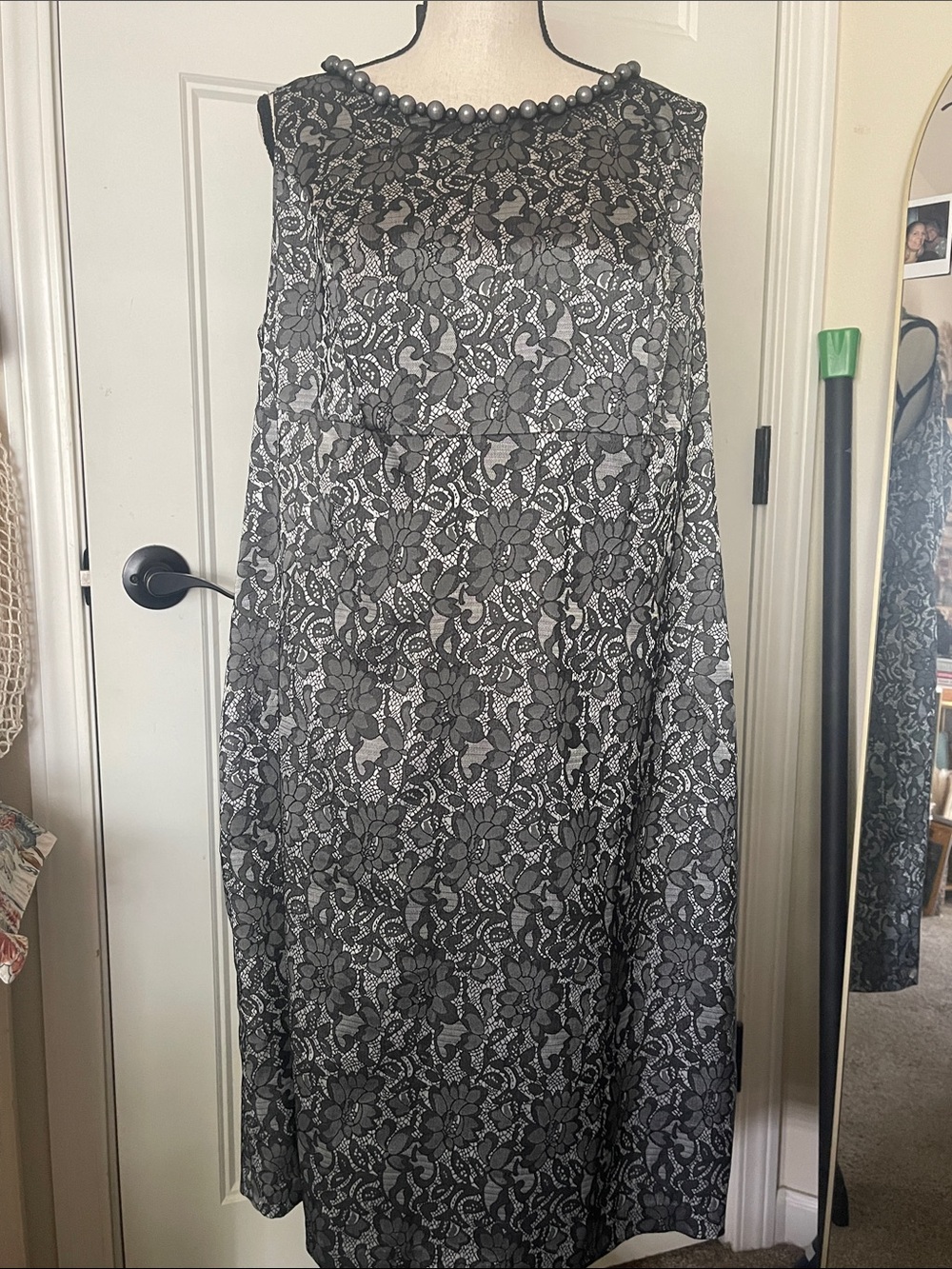 Elegant Black Lace A-Line Skirt with Beaded Waist
